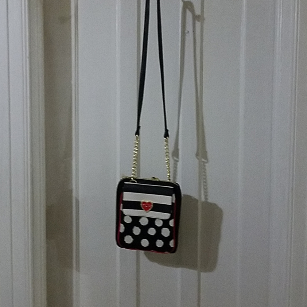 Betsey Johnson crossbody purse